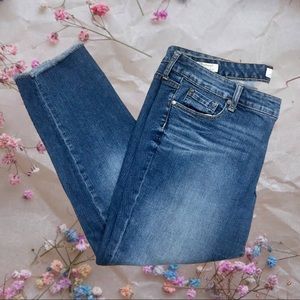 TORRID | BOYFRIEND FRINGE HEM JEANS MEDIUM WASH SZ 18 CUT 202087